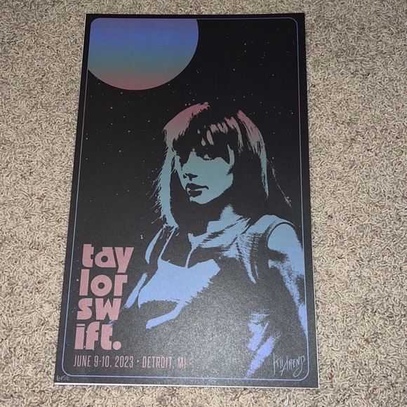 Taylor Swift VIP box - Picture 5 of 16